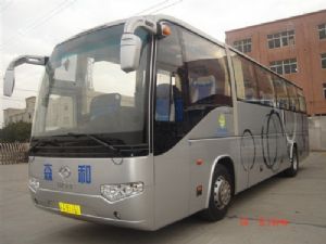 47座宇通旅游大巴4