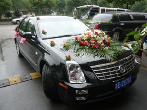 凯迪拉克SLS·婚车 (1400元天)