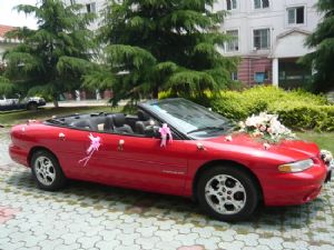 克莱斯勒-赛百灵·婚车 (2200元天)