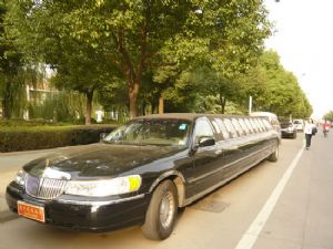 新款10排加长林肯·婚车 (4500元天)
